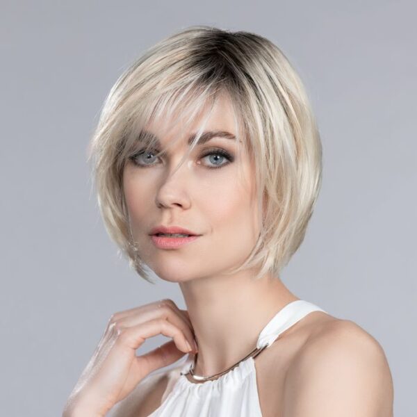 Amy Deluxe Peruca bob scurt pentru femei