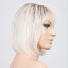 platinblonde-rooted